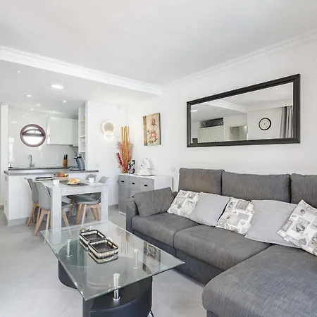 Tagoro Solarium & Pool View By Interhome